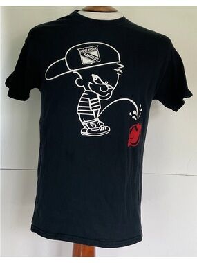 New York Rangers Graphic T-Shirt Size Medium